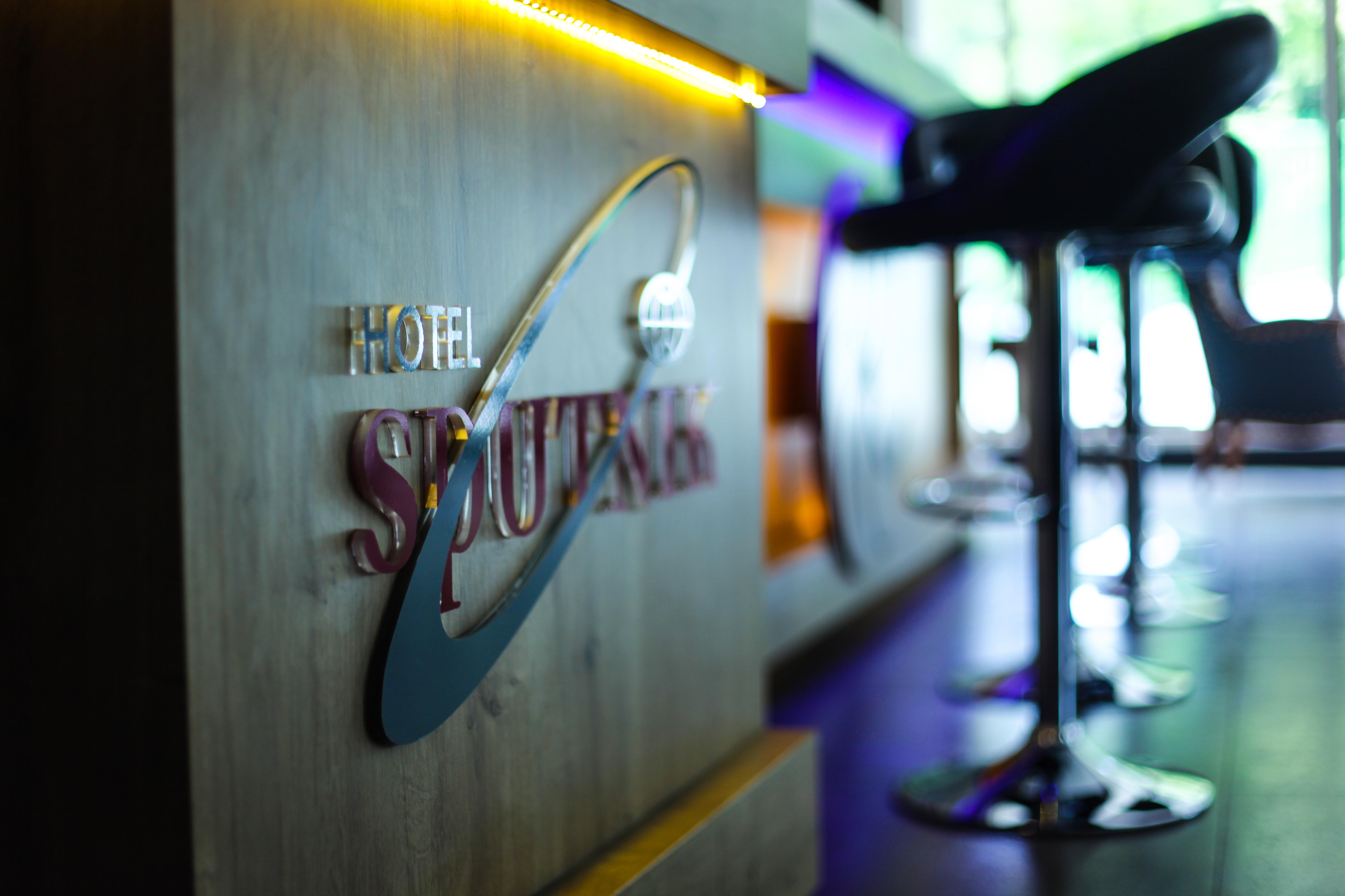 Sputnik Hotel Batumi Exterior foto